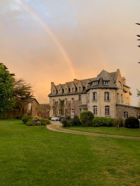 Chateau De Surville Surville  Dış mekan fotoğraf
